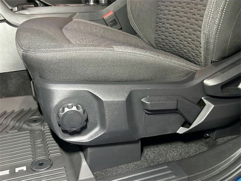 New 2025 Ford Ranger XLT w/ FX4 Off-Road Package image 13