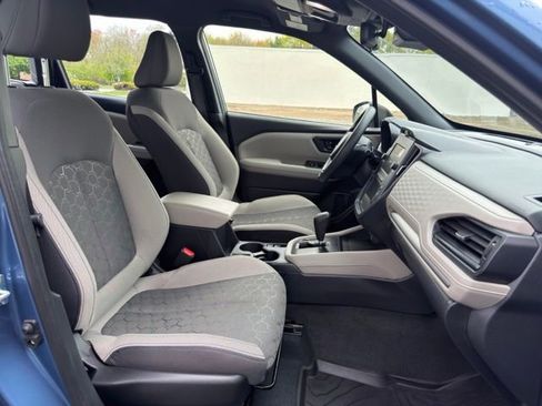 Used 2025 Subaru Forester AWD/4WD image 22
