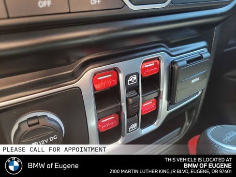 Used 2022 Jeep Gladiator Sport AWD/4WD image 29