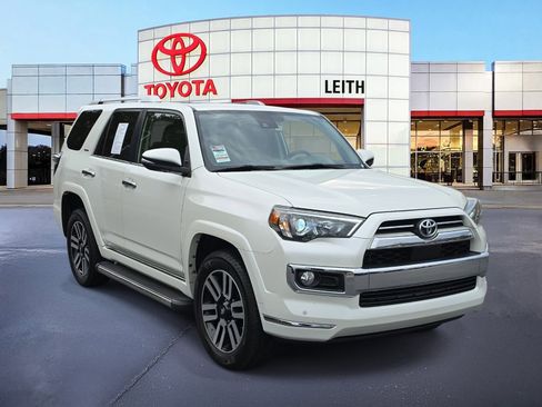 Used 2020 Toyota 4Runner Limited image 3