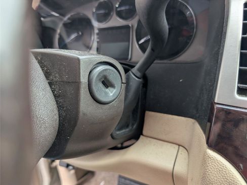 Used 2007 Cadillac Escalade AWD image 20