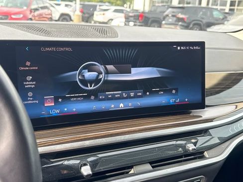 Used 2025 BMW X7 xDrive40i AWD/4WD image 27