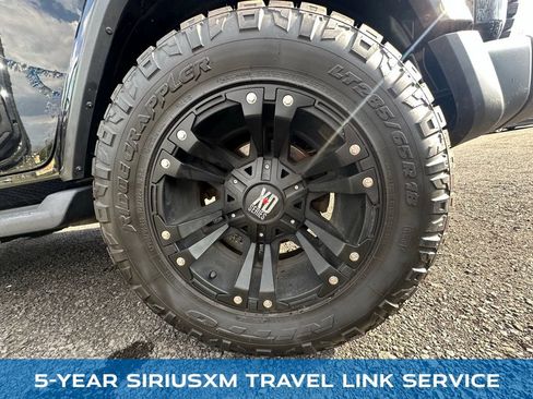 Used 2018 Jeep Wrangler Unlimited Sahara w/ Dual Top Group AWD/4WD image 33