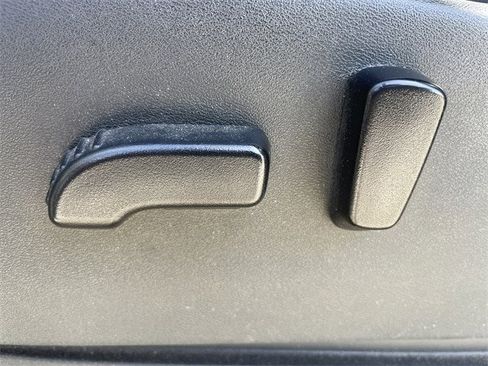 Used 2023 Nissan Frontier PRO-4X w/ Pro-4X Premium Package image 26