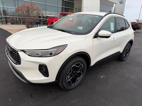 New 2026 Ford Escape Platinum w/ Premium Technology Package image 2