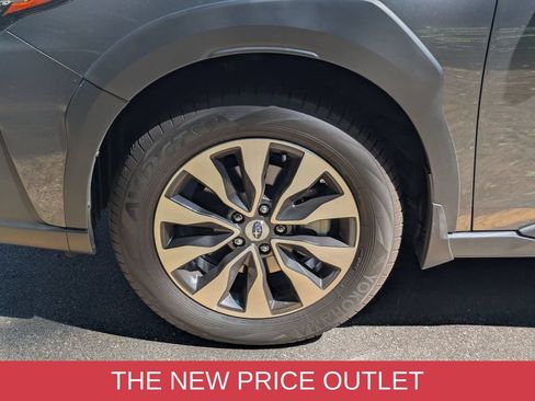 Used 2025 Subaru Outback Limited w/ Popular Package #2 AWD/4WD image 7