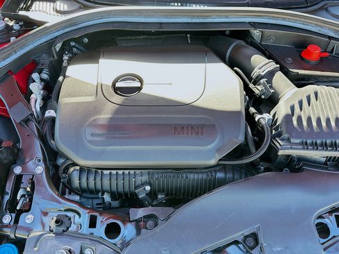 Used 2020 MINI Cooper Clubman S w/ Premium Package image 35