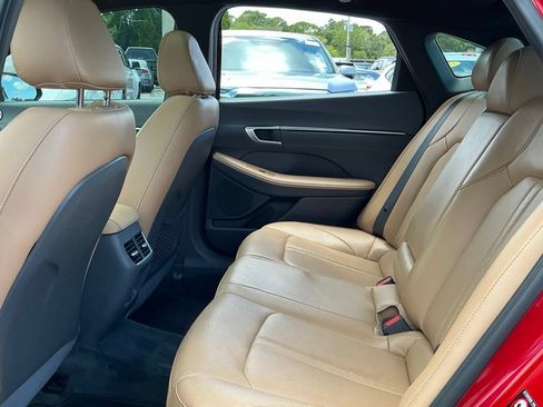 Used 2020 Hyundai Sonata Limited w/ Preferred Accessory Package FWD image 32