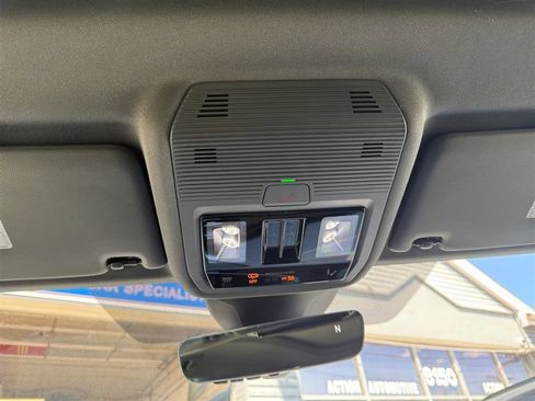 Used 2024 Audi Q4 e-tron Premium Plus w/ Premium Plus image 27