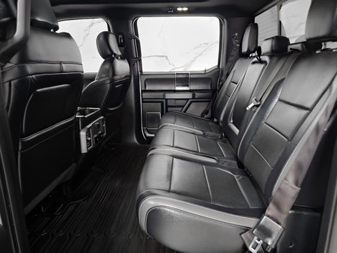 Used 2018 Ford F150 Raptor w/ Equipment Group 802A Luxury image 18