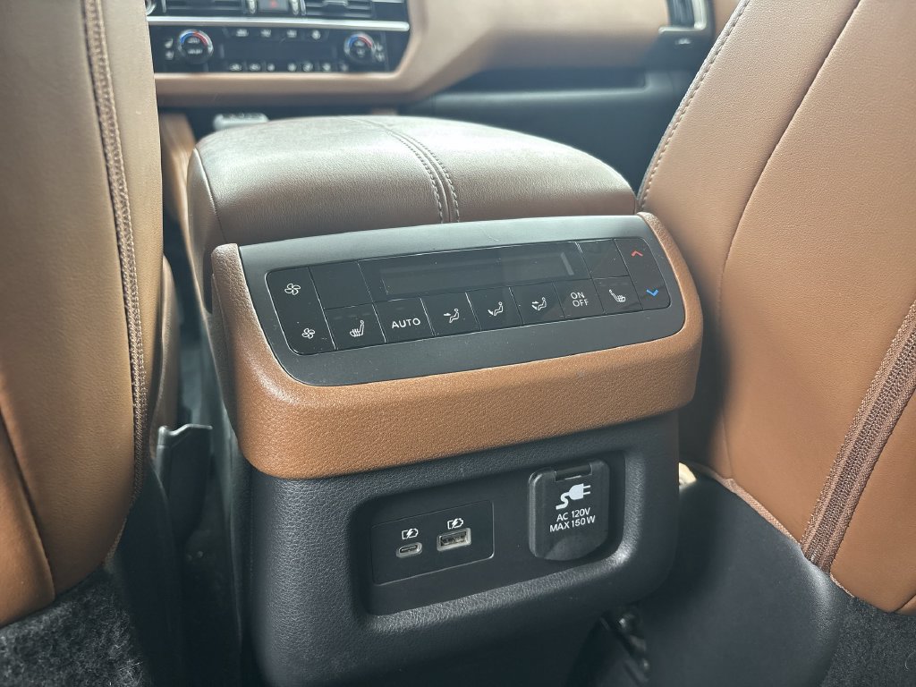 Certified 2024 Nissan Pathfinder Platinum AWD/4WD image 20