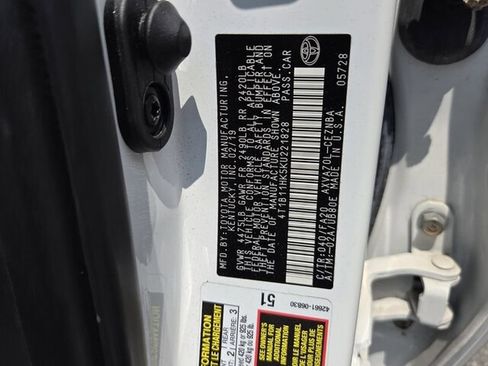 Used 2019 Toyota Camry LE FWD image 17