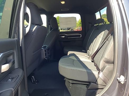 New 2026 RAM 2500 Big Horn AWD/4WD image 15