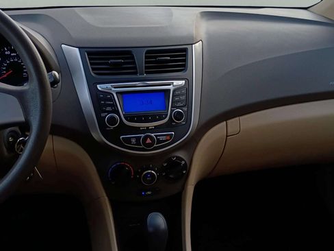 Used 2012 Hyundai Accent GLS image 22