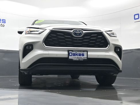 Used 2021 Toyota Highlander Limited image 42
