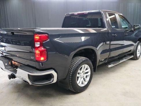 Used 2023 Chevrolet Silverado 1500 LT w/ Z71 Off-Road Package AWD/4WD image 7