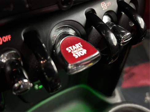 Used 2017 MINI Cooper John Cooper Works image 39