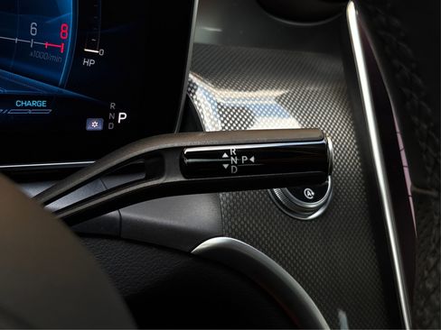 Used 2024 Mercedes-Benz GLC 43 AMG 4MATIC image 30