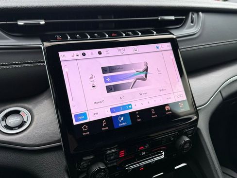 New 2025 Jeep Grand Cherokee Limited w/ Black Appearance Package image 20