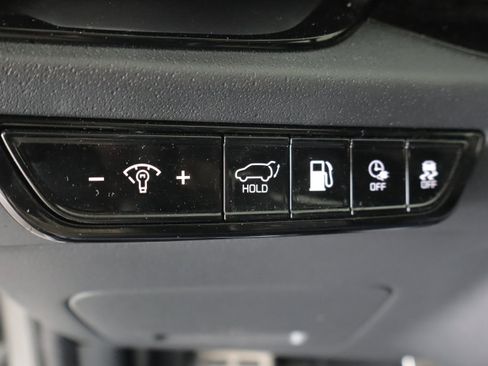 Used 2024 Kia Niro SX Touring FWD image 17