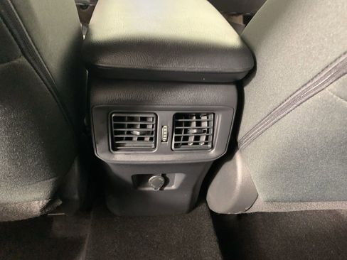 Used 2024 Toyota RAV4 LE image 32