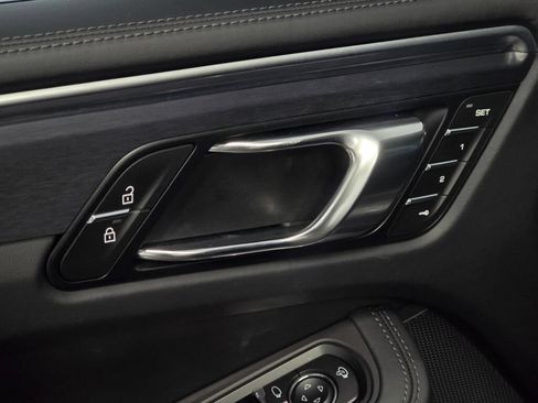 Certified 2024 Porsche Macan GTS AWD/4WD image 31