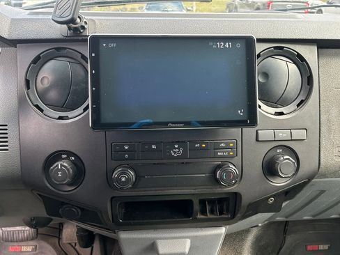 Used 2011 Ford F250 XL w/ PWR Equipment Group image 14