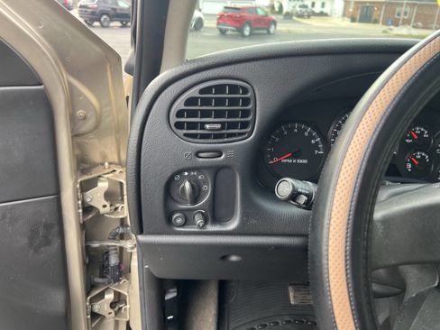 Used 2005 Chevrolet TrailBlazer LS w/ LS Preferred Equipment Group image 14