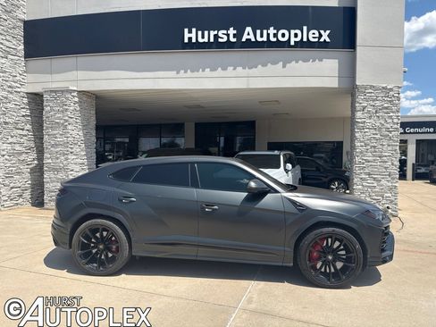 Used 2021 Lamborghini Urus AWD/4WD image 1