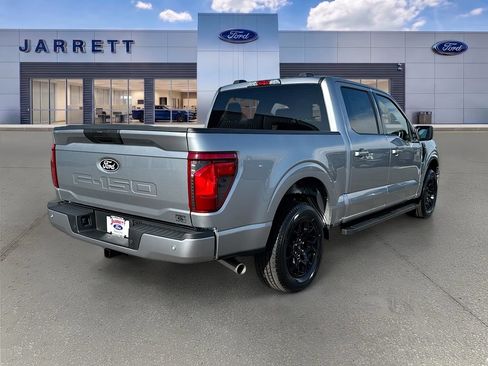 Used 2026 Ford F150 XLT w/ XLT Black Appearance Package RWD image 7