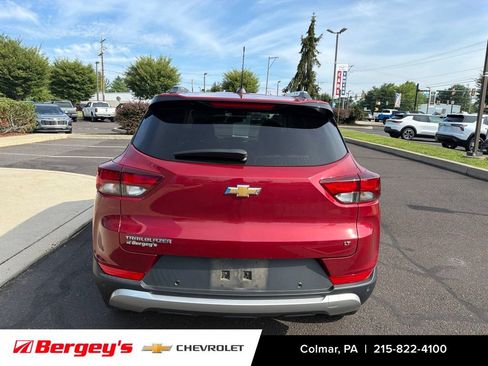 Used 2021 Chevrolet TrailBlazer LT w/ Driver Confidence Package FWD image 5