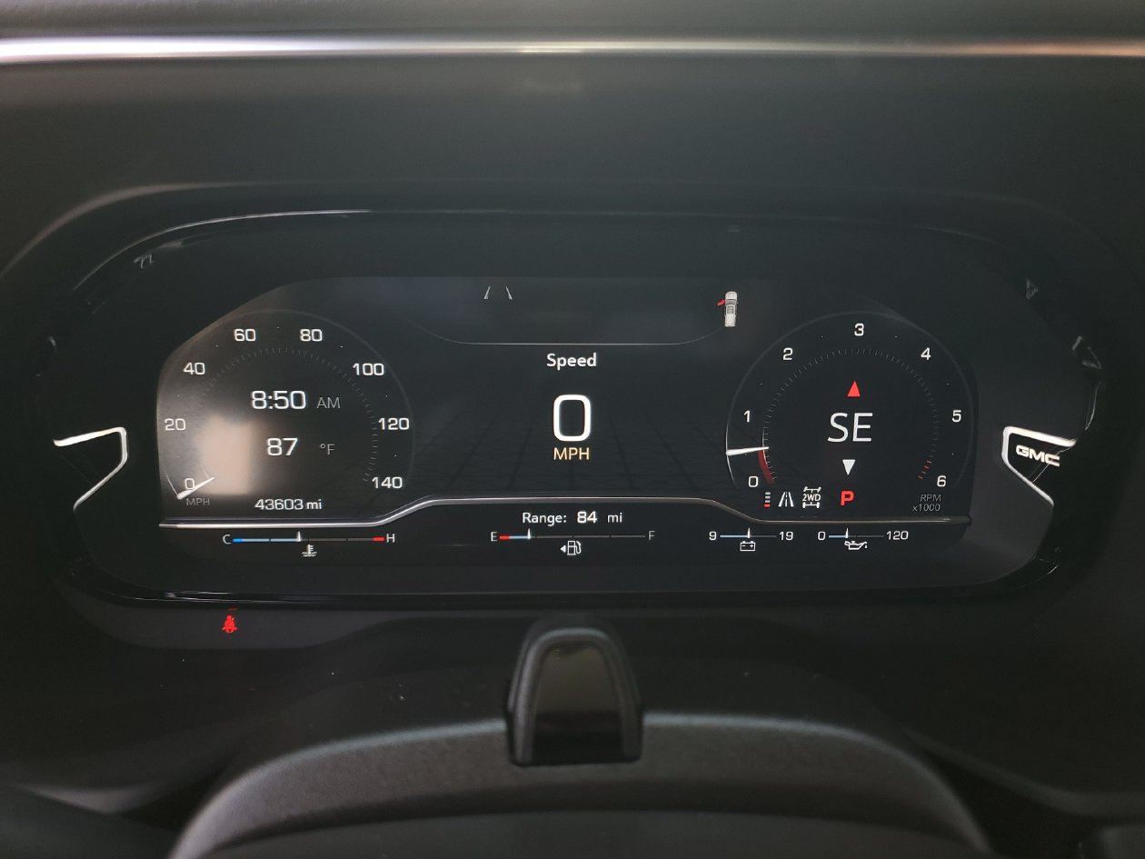 Used 2023 GMC Yukon Denali Ultimate AWD/4WD image 30