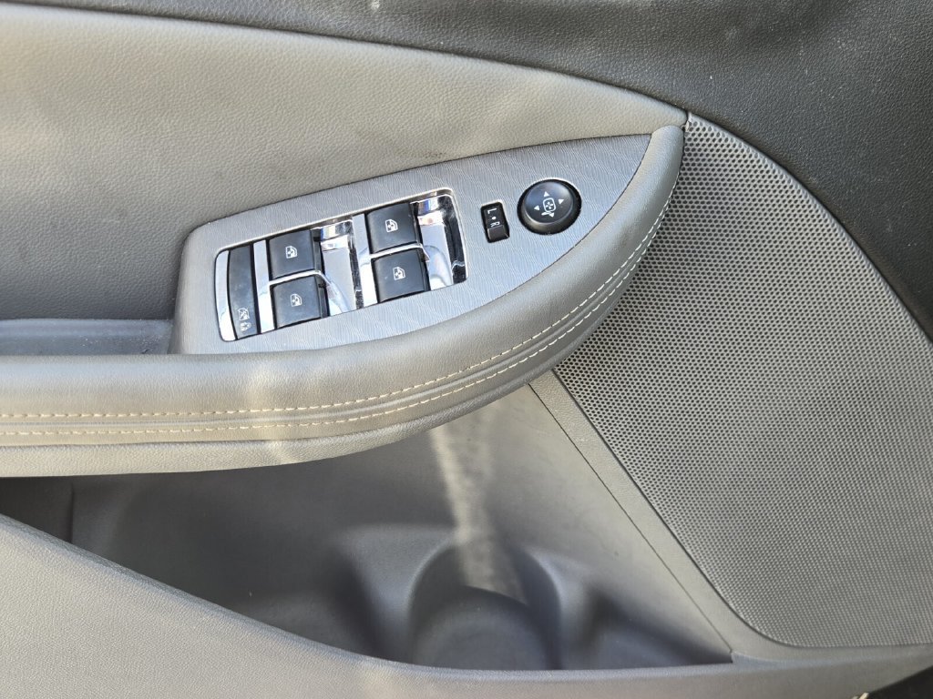 Used 2017 Chevrolet Impala LS FWD image 25