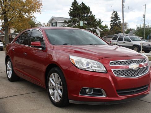 Used 2013 Chevrolet Malibu LTZ image 4