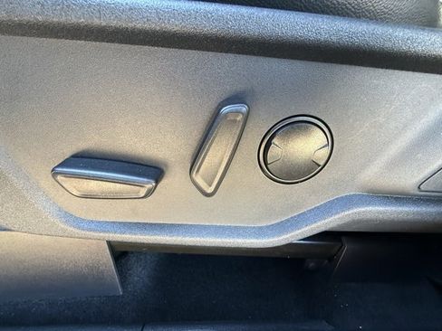 Used 2025 Ford Bronco Outer Banks image 14