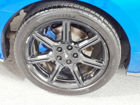 Used 2019 Ford Mustang Coupe w/ Equipment Group 101A RWD image 6