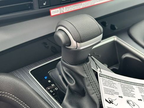 New 2026 Toyota Sienna XLE FWD image 20