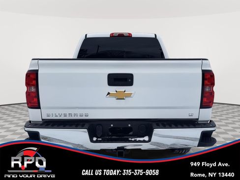 Used 2018 Chevrolet Silverado 1500 LT w/ Trailering Package image 4