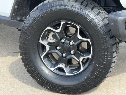 Used 2021 Jeep Wrangler Unlimited Rubicon 4xe w/ Steel Bumper Group AWD/4WD image 32