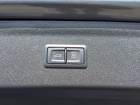 Used 2018 Audi Q3 2.0T Premium AWD/4WD image 14