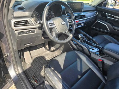 Used 2021 Kia Telluride LX image 8