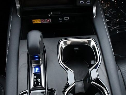 Used 2025 Lexus RX 350h image 15