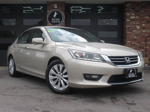 Used 2015 Honda Accord EX-L image 2