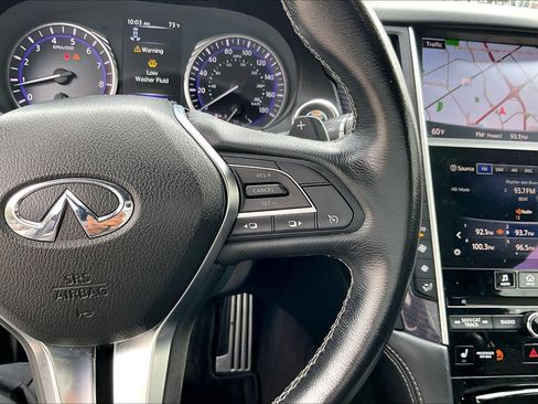 Used 2017 INFINITI Q60 3.0t Sport image 22