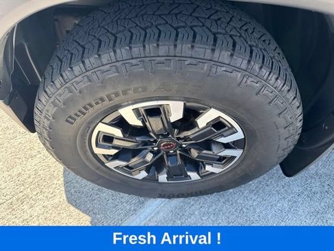 Used 2023 Nissan Frontier Pro-X w/ Technology Package RWD image 18