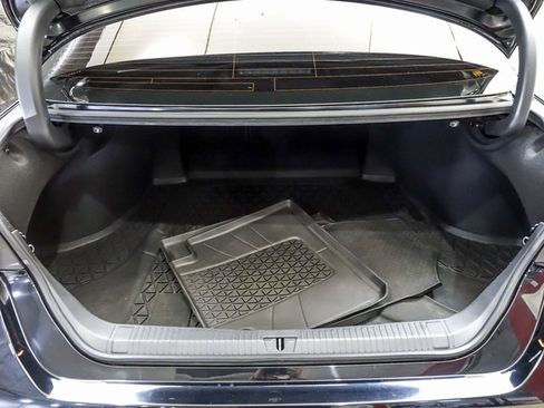 Certified 2022 Toyota Avalon Touring image 27