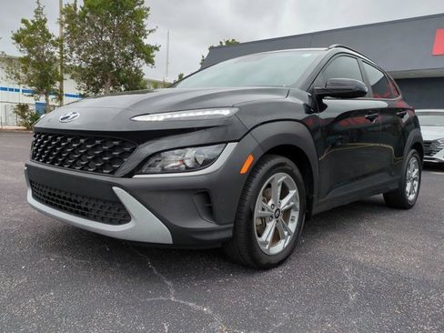 Used 2022 Hyundai Kona SEL image 8