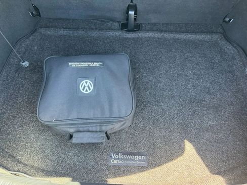 Used 2018 Volkswagen Beetle 2.0T S image 19