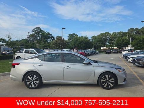 Used 2021 Nissan Altima 2.5 SV FWD image 4