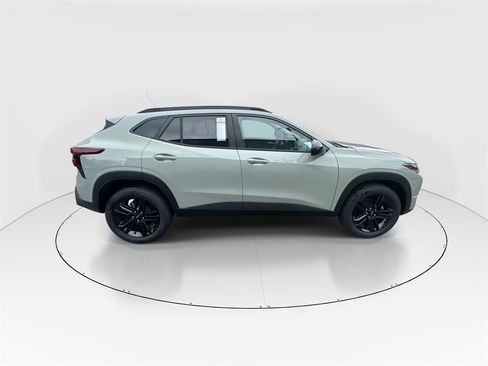 New 2026 Chevrolet Trax ACTIV image 9